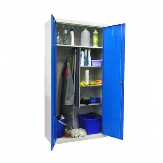 Armoire mi-penderie et entretien