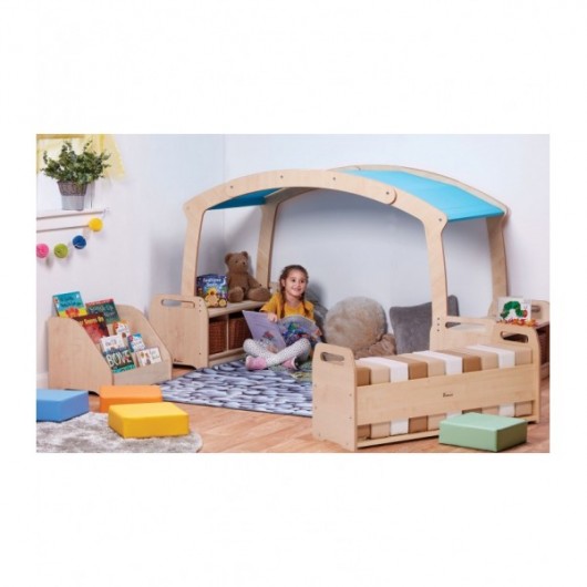 ENSEMBLE DE COUSSINS MOELLEUX NATURELS ET UNITÉ DE RANGEMENT